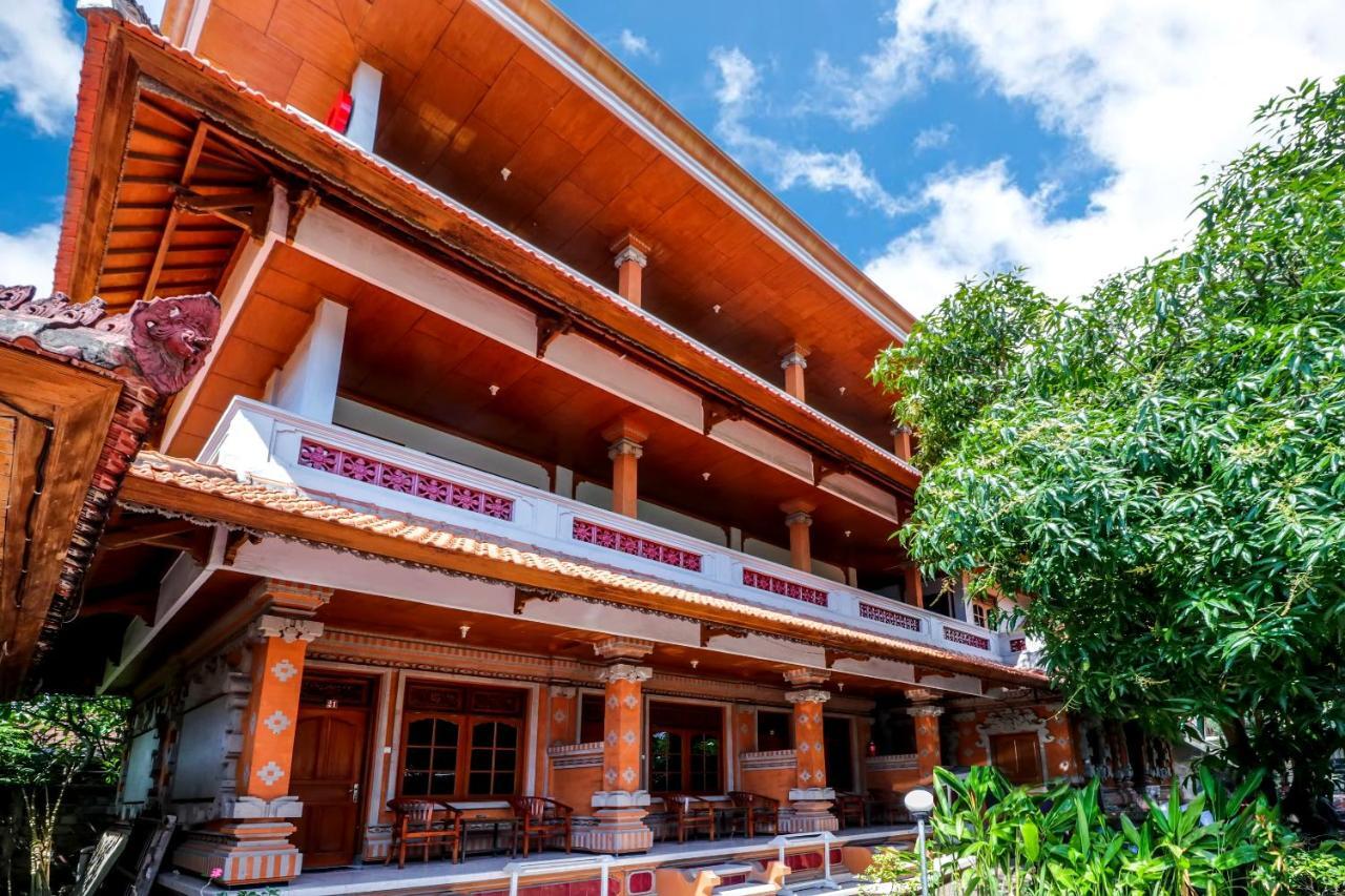 Oyo 2411 Taman Mekar Beach Inn 2 Кута Экстерьер фото