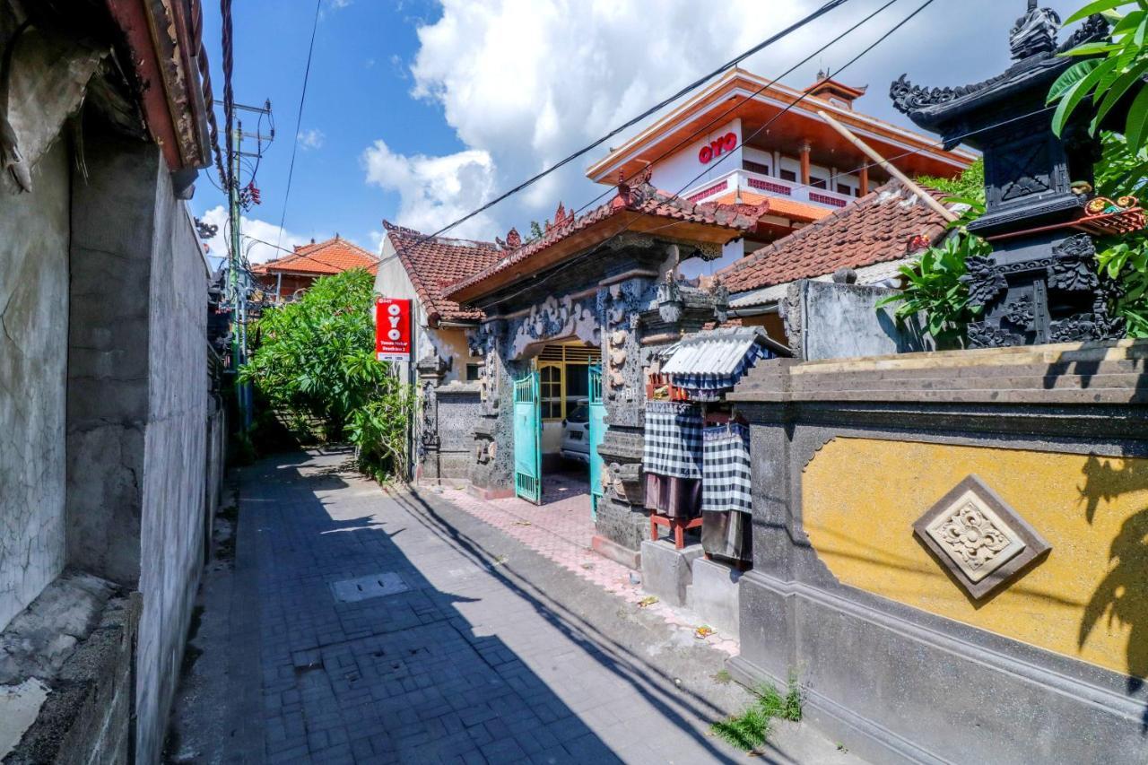 Oyo 2411 Taman Mekar Beach Inn 2 Кута Экстерьер фото